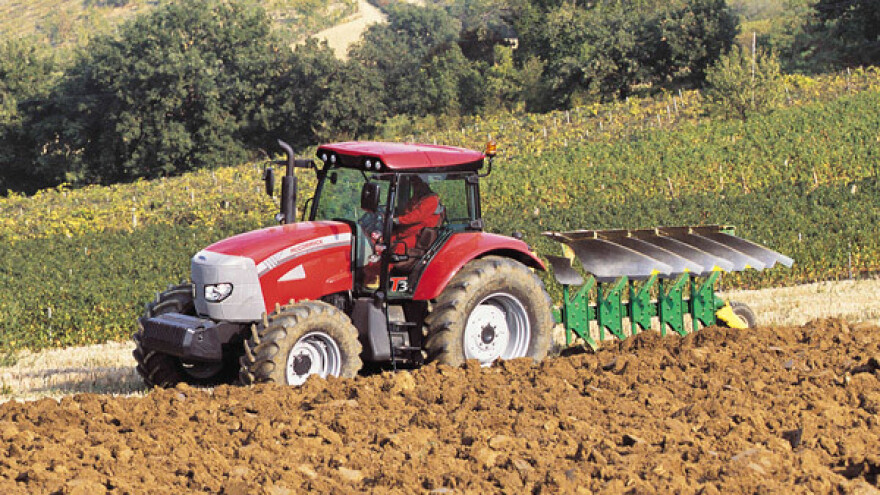 Traktor McCormick XTX