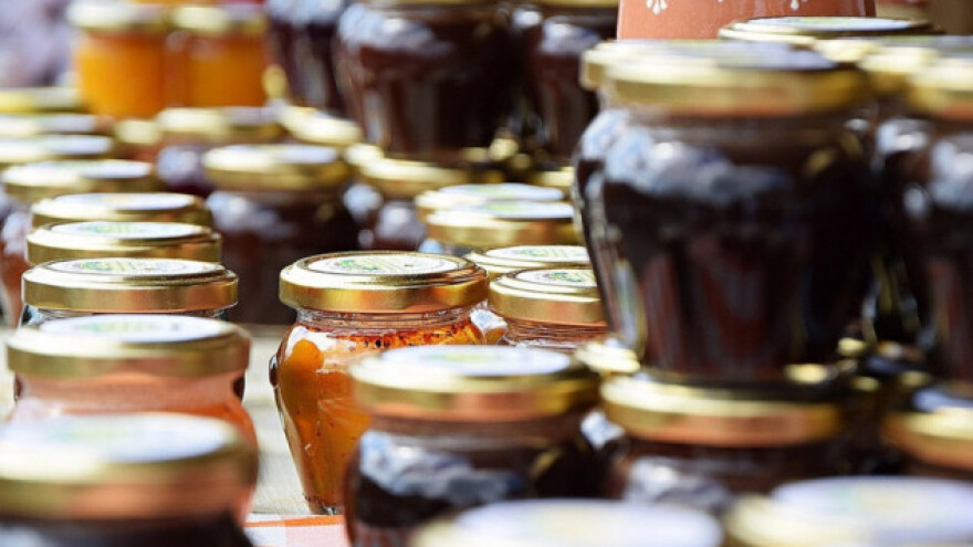 Međunarodni sajam pčelarstva u Somboru