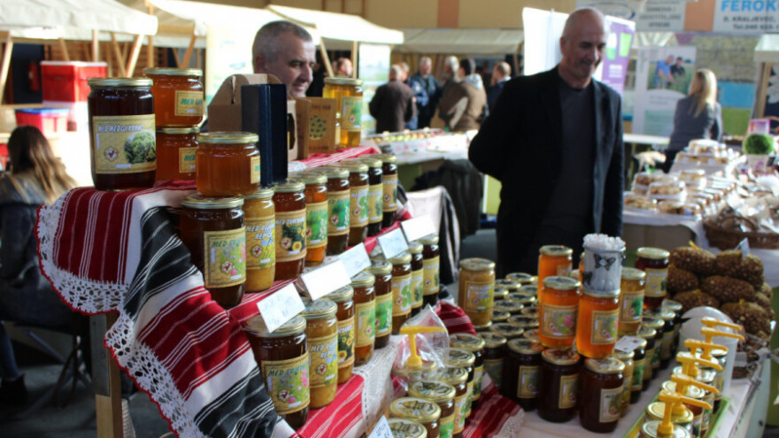 Nacionalnu staklenku za med podržava i ministar