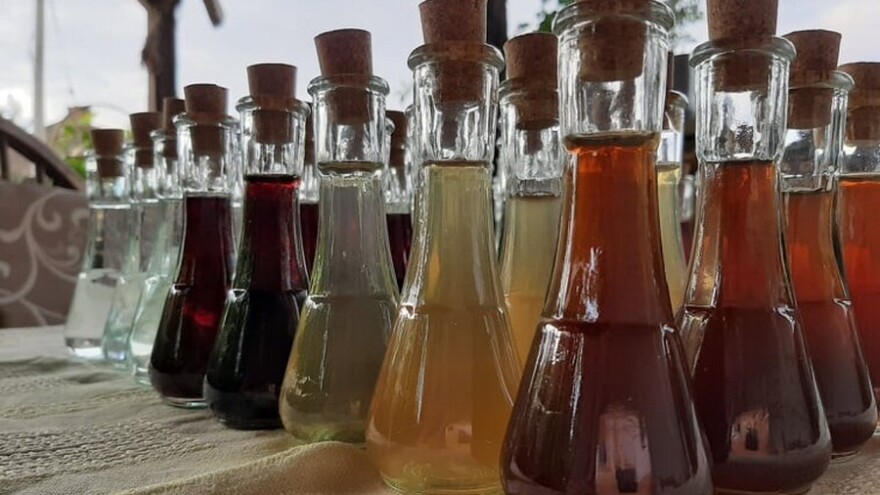 Što je medni ocat i znamo li ga napraviti?