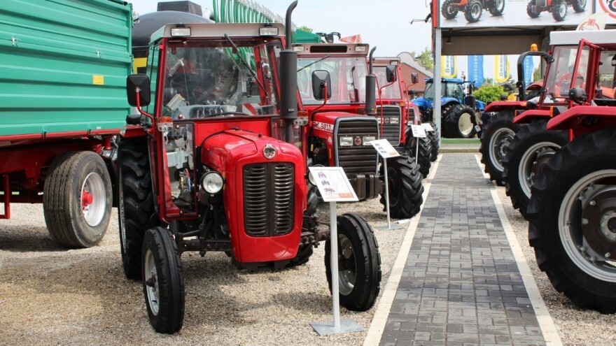 IMT traktori: U planu rekonstrukcija hale i novi modeli