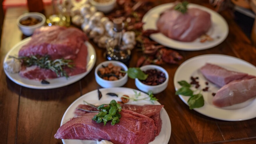 Skoro pola krave godišnje pojede Evropljanin - Afrikanac 10 puta manje