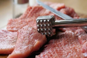 Cene hrane porasle u oktobru: Poskupele žitarice, meso i šećer