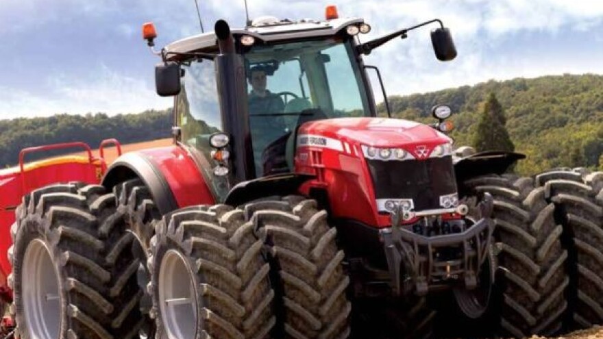 Traktor Massey Ferguson 8700