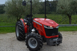 MF 3700 za zahtjevne potrebe voćara i vinogradara