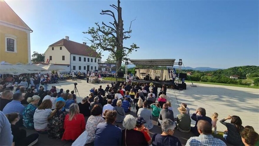 Sredstvima Mjere 7 dograđen, rekonstruiran i otvoren novi trg