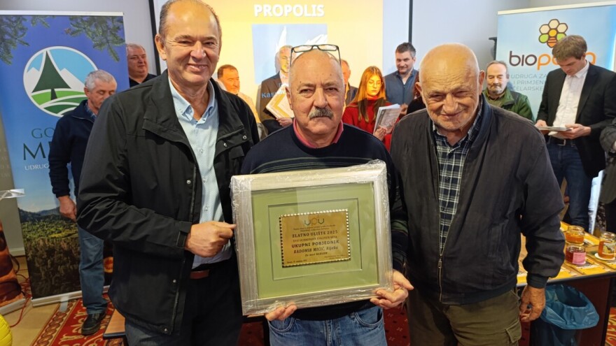 Izdašna pčelarska sezona: Radomir Mićić ukupni je pobjednik 18. Zlatnog ulišta