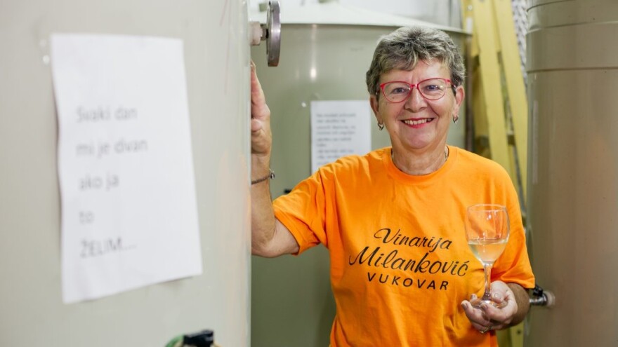 Mirjana Milanković: Kroz vinograde smo suprug Jozo i ja podigli tri prekrasna čovjeka. Moja priča je završena, ja sam sretna žena