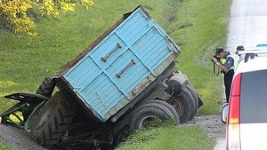 Smrtno stradao vozač traktora