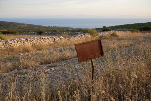 Milijarde bez kontrole