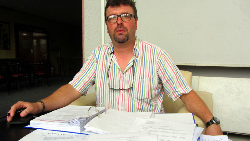 Knjiga polja rešava podzakup