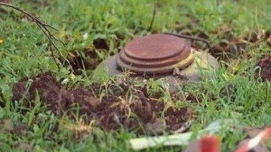 Obrađivali njivu i izorali dvije protuoklopne mine