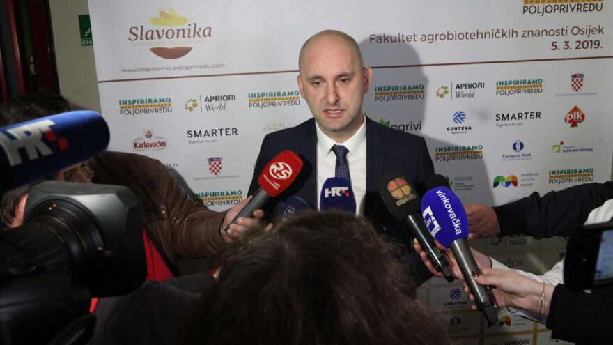 Tolušić: Studentima poljoprivrednih smjerova u slavonskim županijama 10.000 kuna stipendije