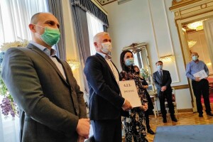 Uručeni ugovori vrijedni 41 milijun kuna: Ravlić gradi novi pogon, Žito fotonaponsku elektranu