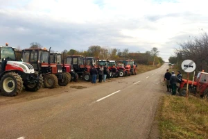 Sastanak u Vladi samo uvertira za nedelju: Nema blokada, ali su traktori u pripravnosti