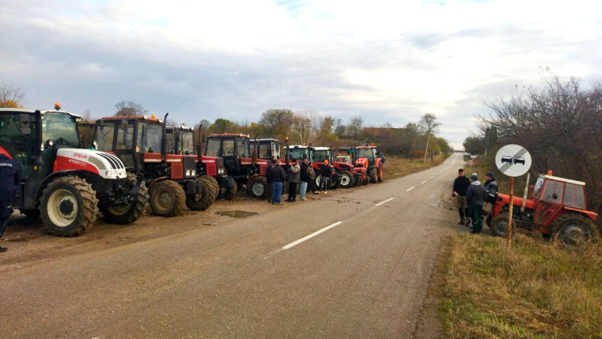 Sastanak u Vladi samo uvertira za nedelju: Nema blokada, ali su traktori u pripravnosti