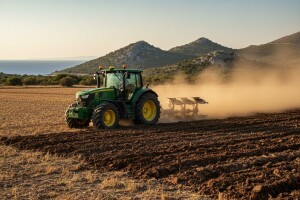 Miris poorane zemlje jači je od morskog zraka!