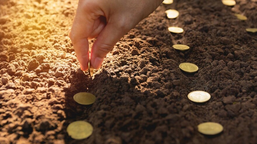 Potpisani ugovori za 212 projekata nerazvrstanih cesta, u travnju novi natječaji iz mjere 7