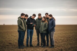 Mladi poljoprivrednici posijali sjeme u Bruxellesu!