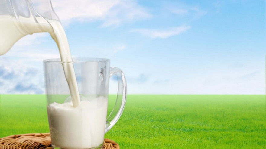 Ukinuti prelevmani za mleko i svinjetinu