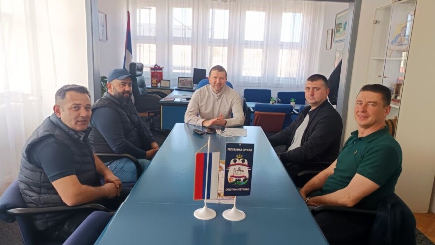 Uprkos problemima dva farmera opstaju i dižu proizvodnju u cijeloj opštini