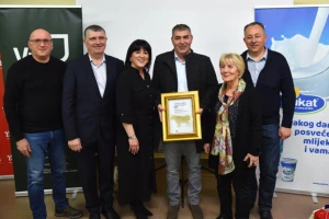 Proglašena Mliječna farma godine i najperspektivniji mladi proizvođač, evo laureata