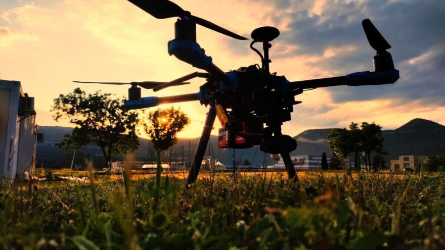Kad se domaća pamet vine u zrak: Mostarski studenti osmislili poljoprivredni dron