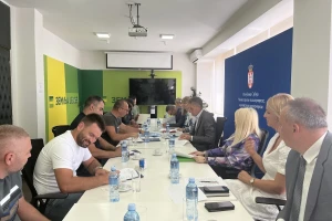 Poljoprivrednici i Martinović potpisali sporazum: Šta je tačno dogovoreno?