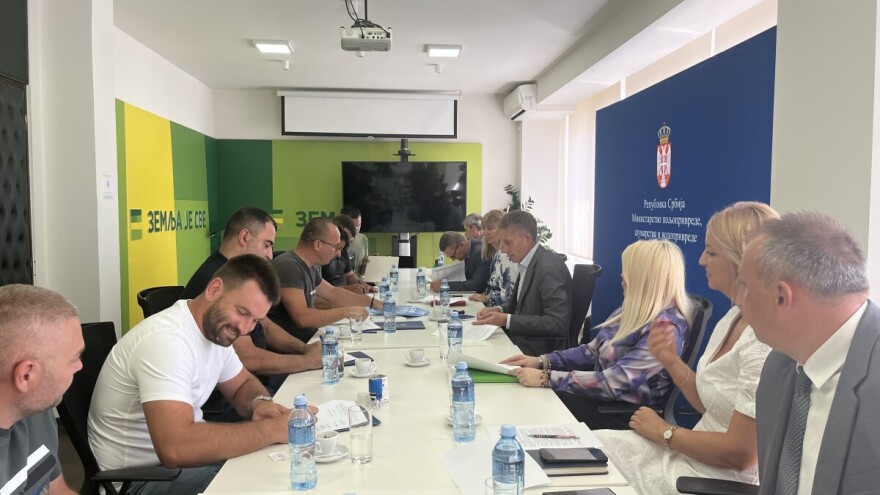 Poljoprivrednici i Martinović potpisali sporazum: Šta je tačno dogovoreno?