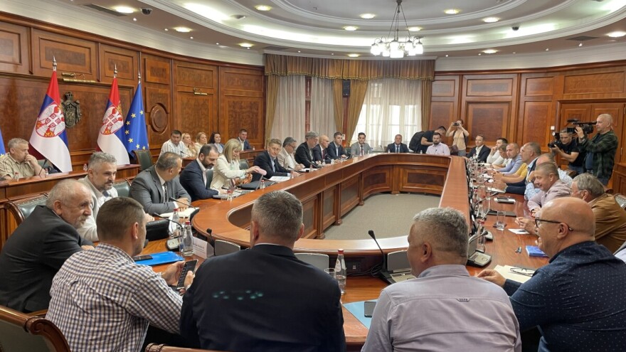 Sastanak sa ministrom završen, otkupna cena maline i dalje nepoznata