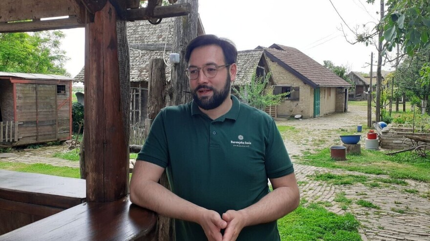 Prošetali smo Ulicom zaboravljenog vremena u selu u kojem je proizveden prvi baranjski kulen