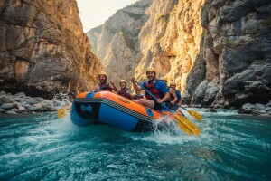 Na Drini ćuprija, a rafting na Tari