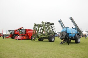 Na Farm Showu izložili strojeve najjačih svjetskih brendova