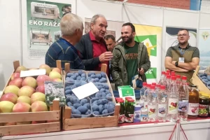 Otvoren Sajam šljive - važna uloga struke i nauke