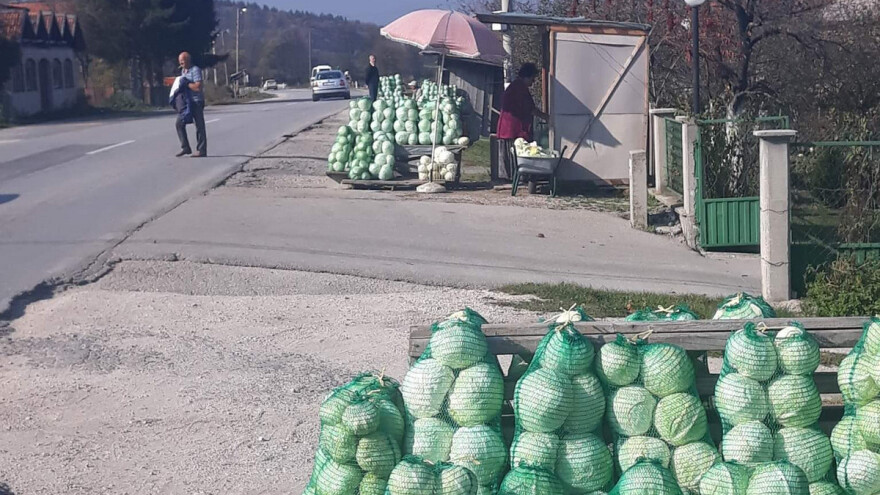 Slovenci iz srca Bosne: Kupus posadimo na rizik, niti znamo da li će biti dobar, ni da ćemo ga uspjeti prodati