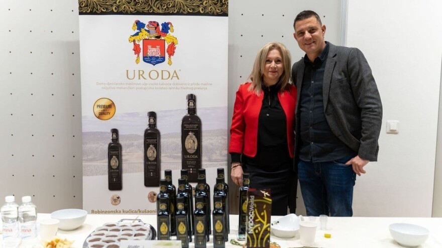 Ulje iz Pirovca od plodova koje su brali učenici iz Zagreba nagrađeno u New Yorku!