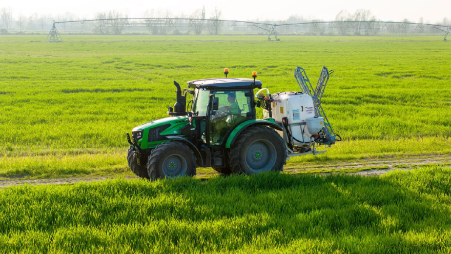 Deutz-Fahr predstavio četiri nova modela traktora na regionalnom sajmu