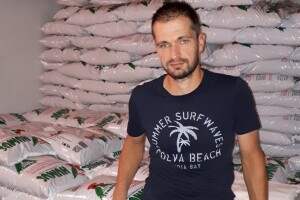 Mladi agronom Josip Mijaković na samo 90 četvornih metara proizvodi čak 120.000 litara humusa - uloženo mu se vratilo za samo 2 godine