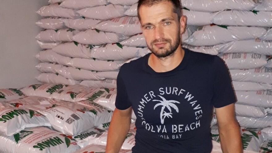 Mladi agronom Josip Mijaković na samo 90 četvornih metara proizvodi čak 120.000 litara humusa - uloženo mu se vratilo za samo 2 godine