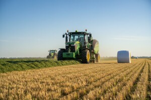 Natjecanje u spremanju sjenaže u rol bale