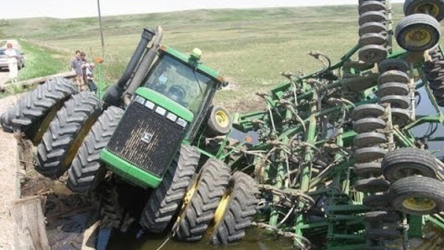 Pogibije traktorista, krađe stabala i mandarina