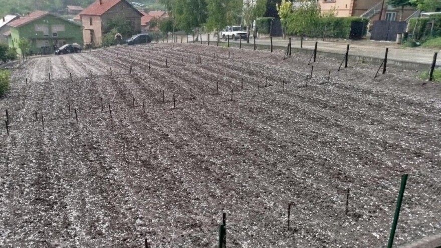 Opština Topola: Javni poziv za prijavljivanje štete od nevremena i grada