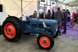 New Holland slavi 100 godina proizvodnje traktora
