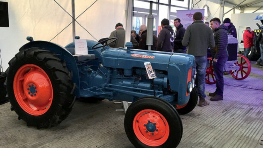 New Holland slavi 100 godina proizvodnje traktora