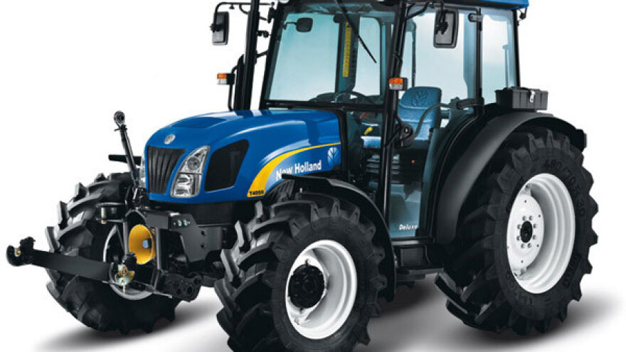 Traktor New Holland T4000 Deluxe/SuperSteer