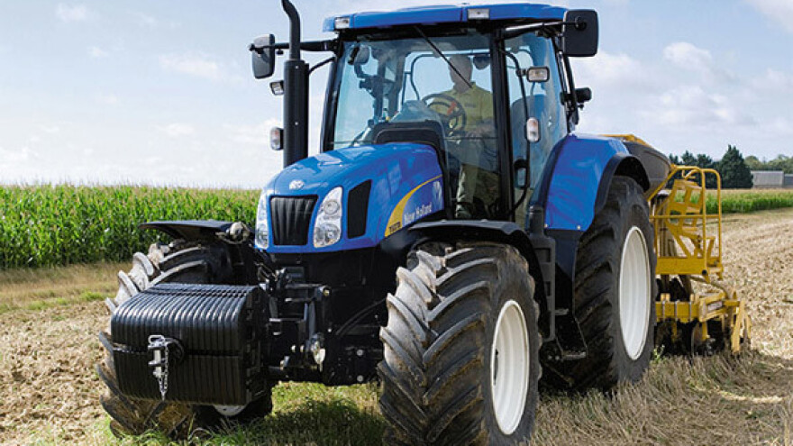 Traktor New Holland T6000 Delta/Plus/Elite