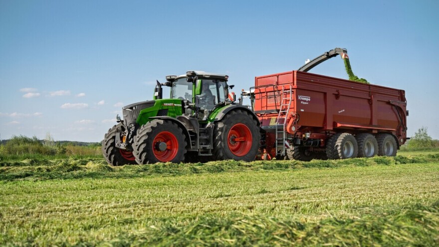 Novi Fendt 800 Vario Gen5: Više snage i učinkovitosti, manje troškova