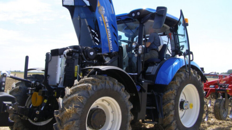 New Holland T6.175 nauči se voziti za par minuta!