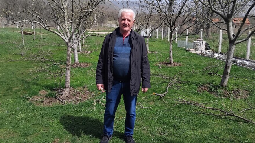 Nikola Janjić više u Grkovcima nego u Švajcarskoj - sa sinom Perom će proizvoditi rakiju od posavice