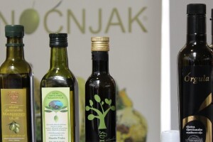 Pristiglo 346 uzoraka na Noćnjak, izvanredne rezultate dale hrvatske autohtone sorte